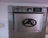 Sterilizatör ön panel ve kapı mekanizması